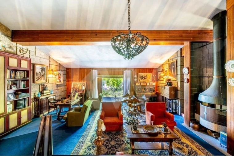 Moradia T6 para Venda em Alpendorada, Várzea e Torrão Foto 8