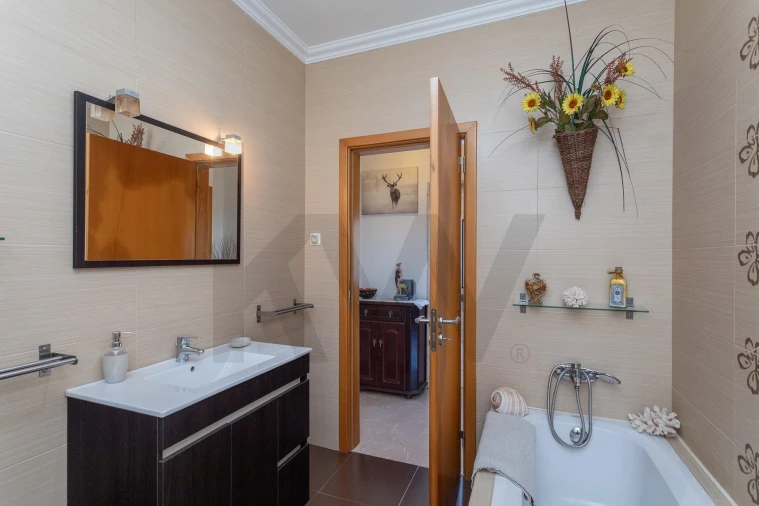 Moradia T3 para Venda em Carnota Foto 19