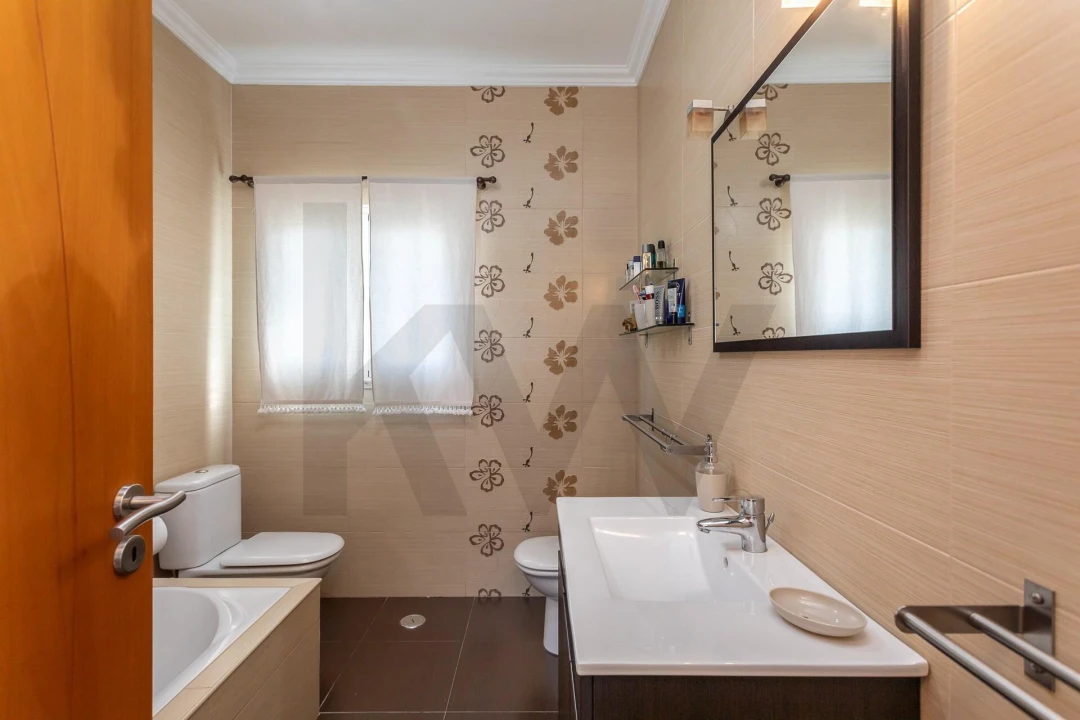 Moradia T3 para Venda em Carnota Foto 20