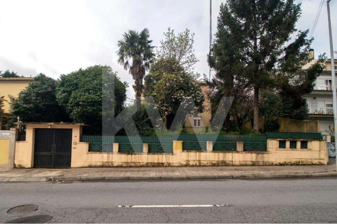 Moradia T5 para Venda em São Mamede de Infesta e Senhora da Hora Foto 9