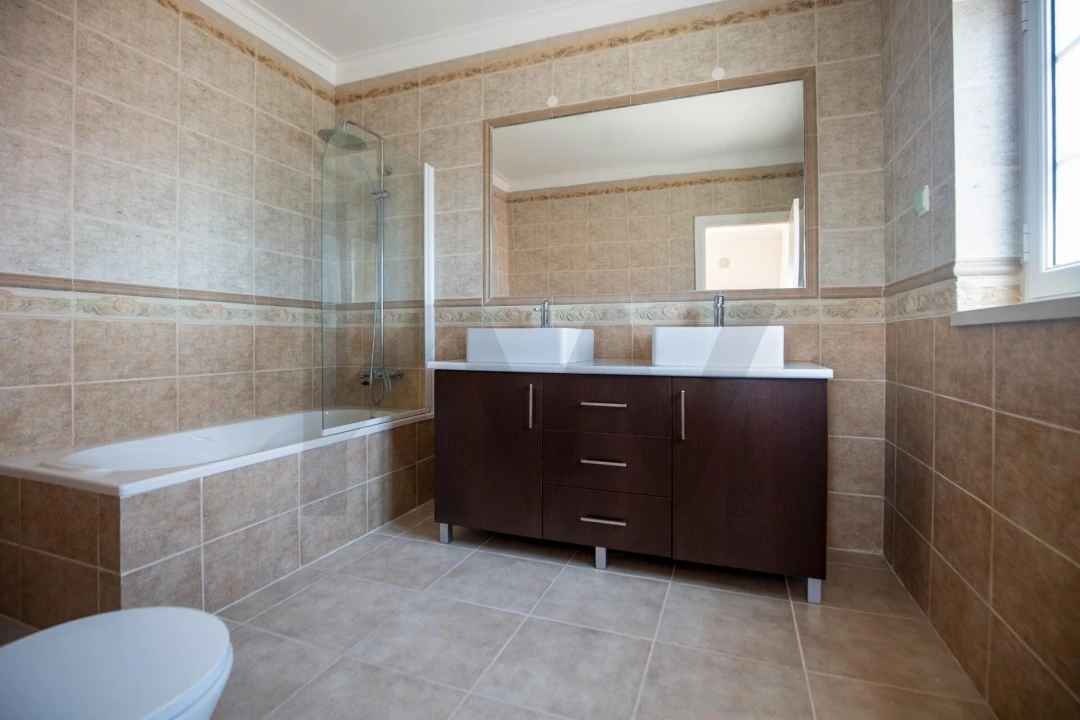 Moradia T5 para Venda em Vila Franca de Xira Foto 28