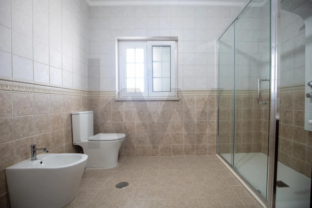 Moradia T5 para Venda em Vila Franca de Xira Foto 12