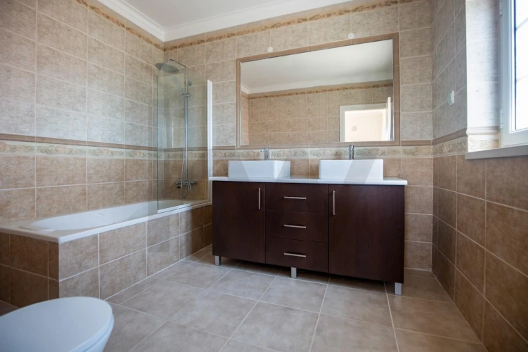 Moradia T5 para Venda em Vila Franca de Xira Foto 28