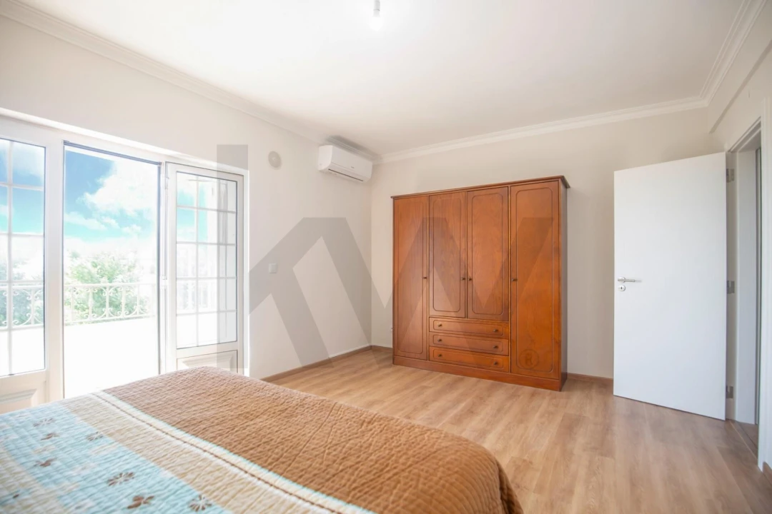 Moradia T5 para Venda em Vila Franca de Xira Foto 27