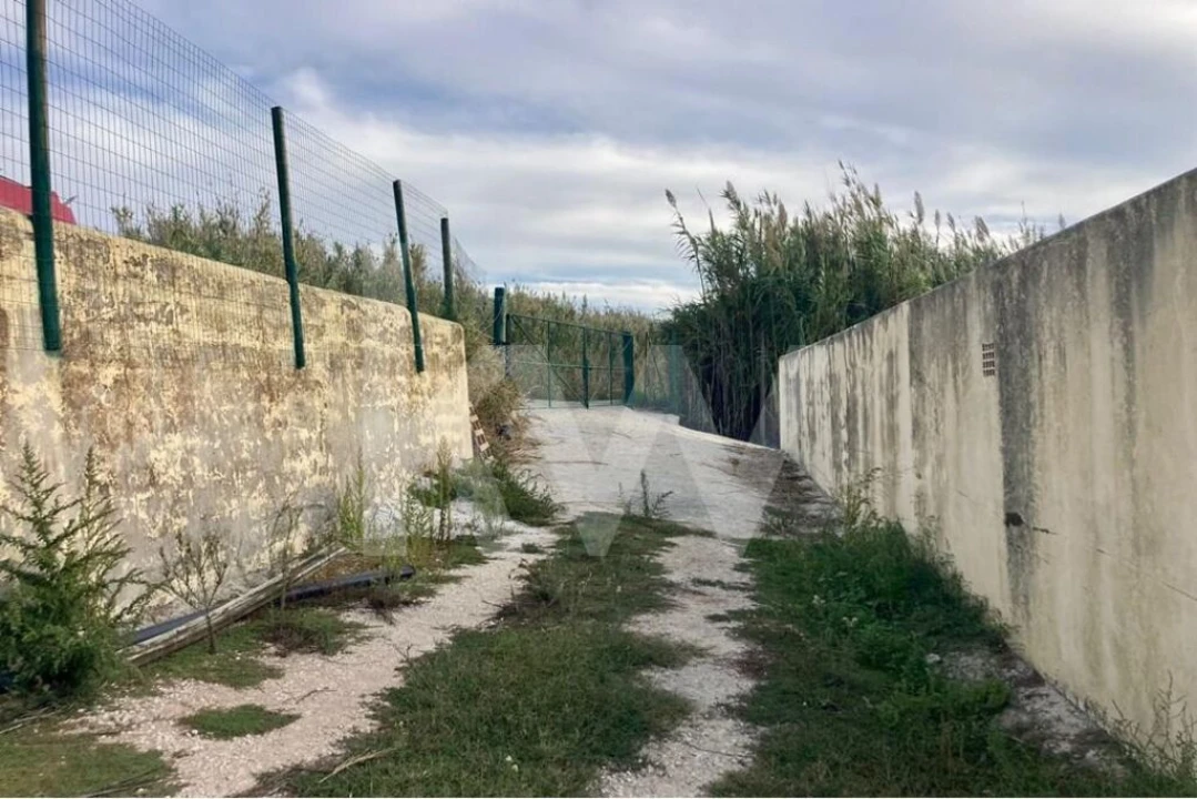Terreno para Venda em Encarnação Foto 1