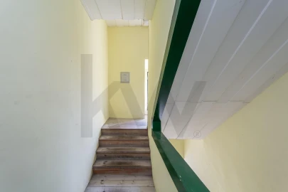 Prédio para Venda em Santa Maria Maior