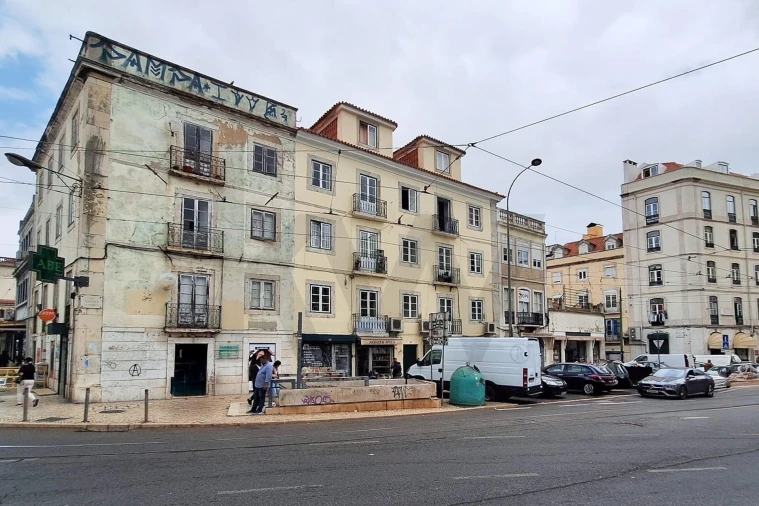 Prédio para Venda em Santa Maria Maior Foto 2