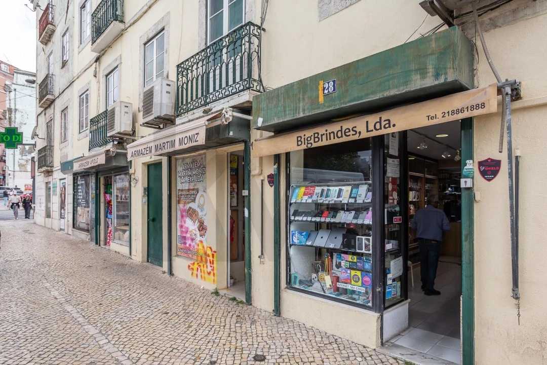 Prédio para Venda em Santa Maria Maior Foto 15