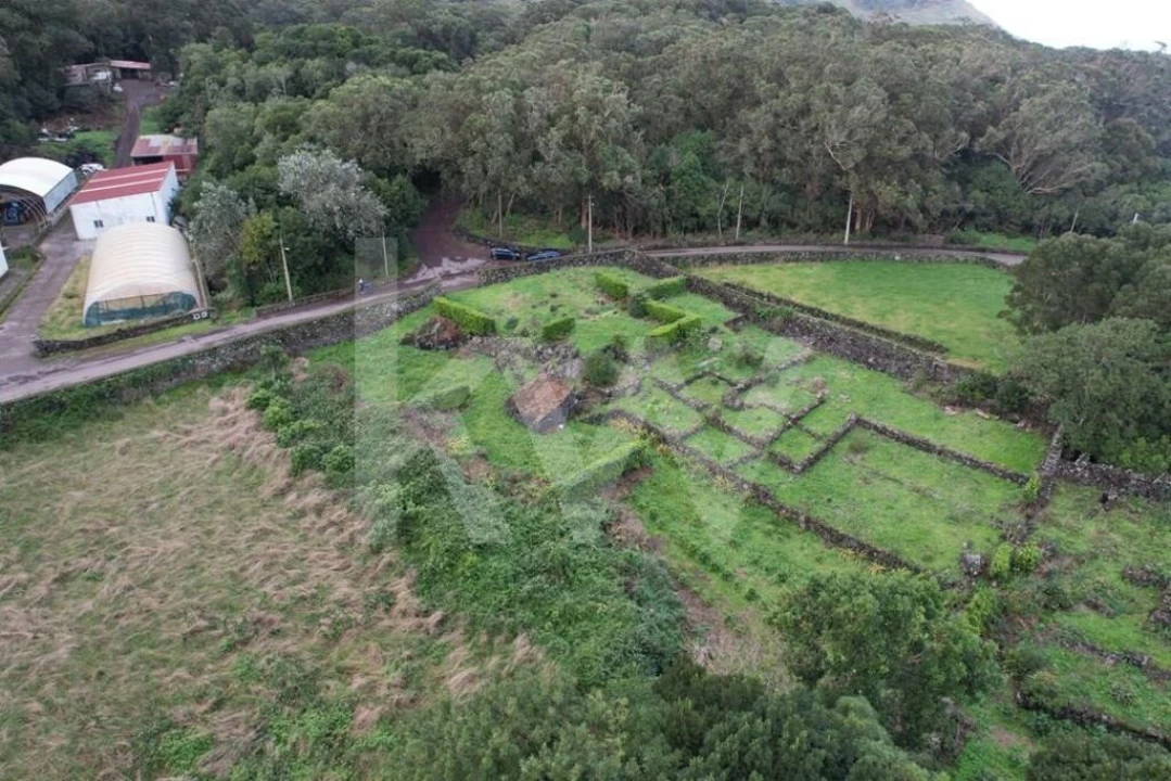 Terreno para Venda em Santa Cruz da Graciosa Foto 8