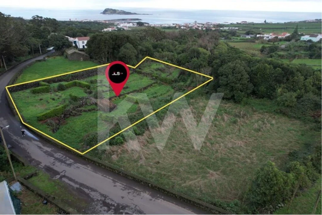 Terreno para Venda em Santa Cruz da Graciosa Foto 3