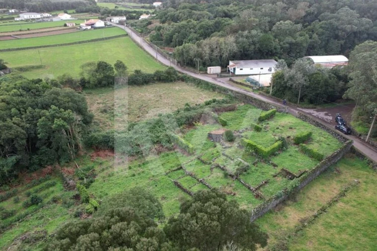 Terreno para Venda em Santa Cruz da Graciosa Foto 12