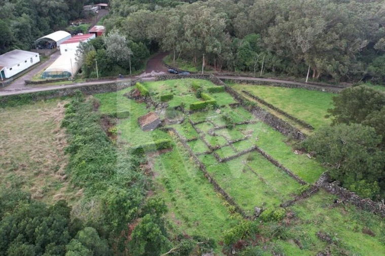 Terreno para Venda em Santa Cruz da Graciosa Foto 9