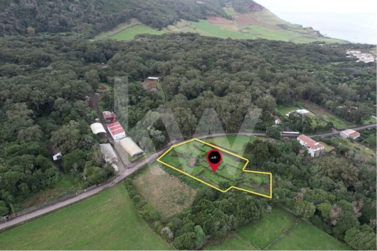 Terreno para Venda em Santa Cruz da Graciosa Foto 4