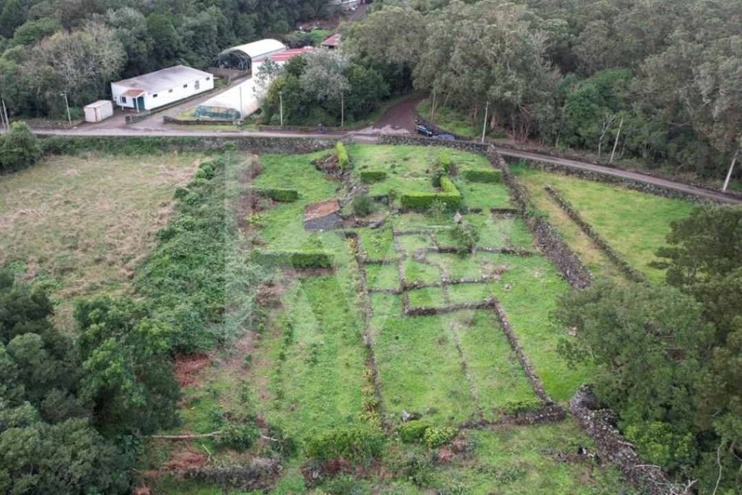 Terreno para Venda em Santa Cruz da Graciosa Foto 10