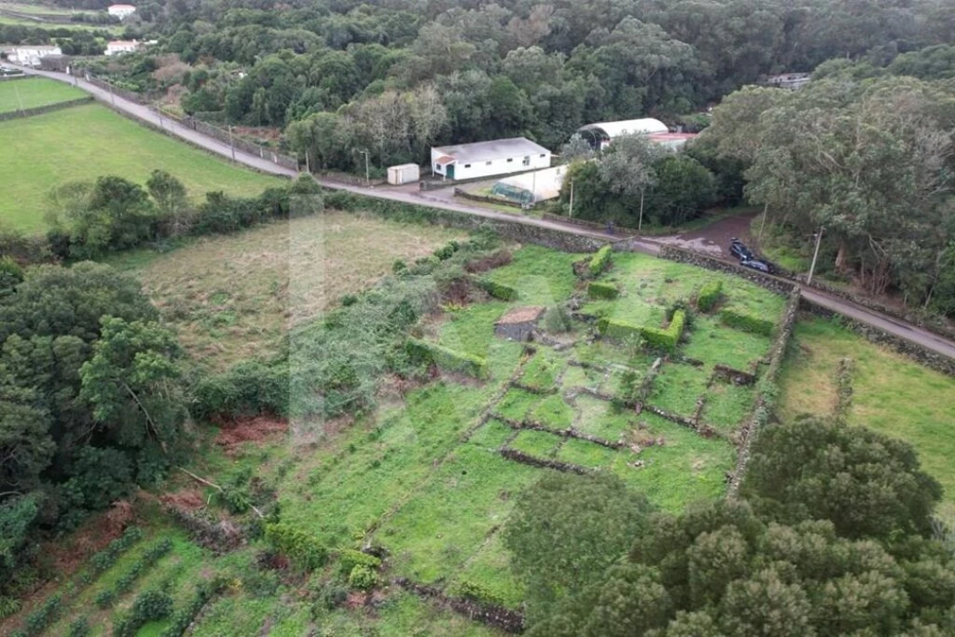 Terreno para Venda em Santa Cruz da Graciosa Foto 7