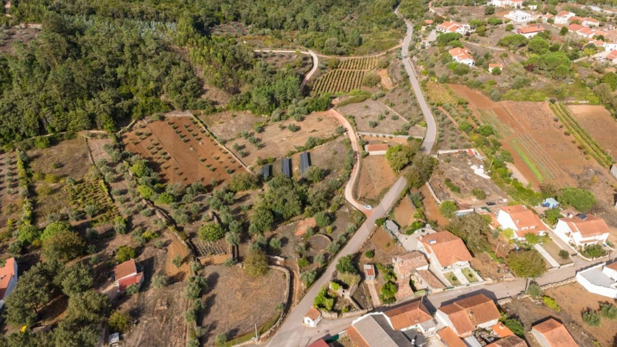 Terreno para Venda em São Miguel, Santa Eufémia e Rabaçal Foto 2