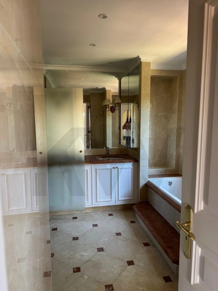 Moradia T6 para Arrendamento em Cascais e Estoril Foto 13