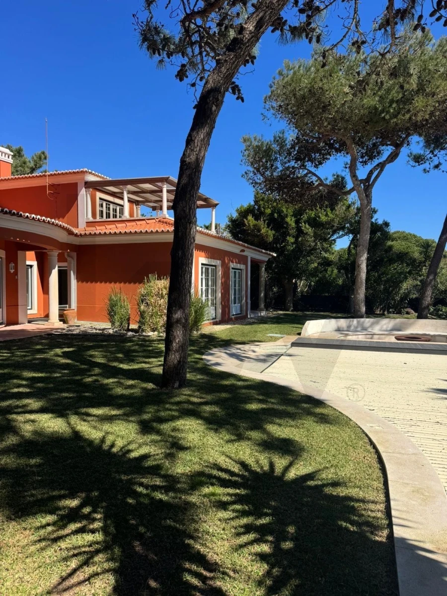 Moradia T6 para Arrendamento em Cascais e Estoril