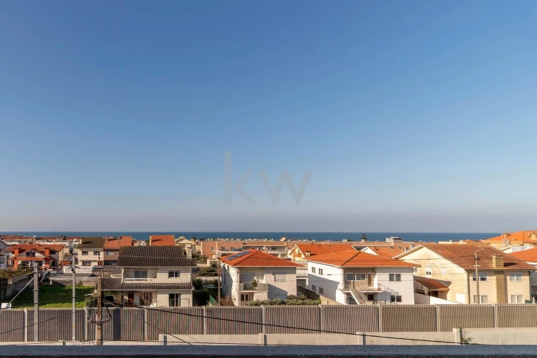 Moradia T4 para Venda em Gulpilhares e Valadares Foto 11