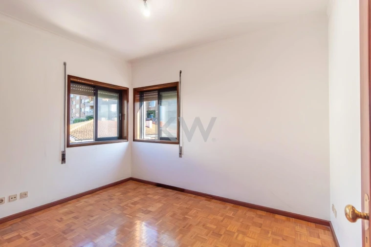 Moradia T4 para Venda em Gulpilhares e Valadares Foto 38