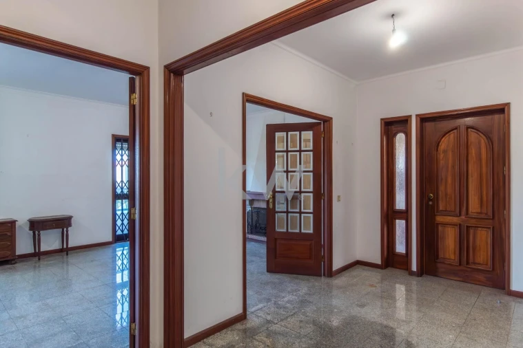 Moradia T4 para Venda em Gulpilhares e Valadares Foto 62