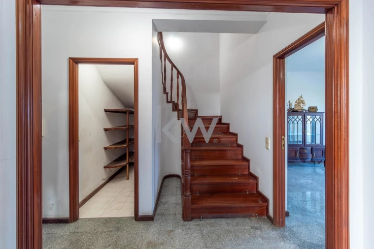 Moradia T4 para Venda em Gulpilhares e Valadares Foto 22