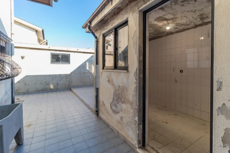 Moradia T4 para Venda em Gulpilhares e Valadares Foto 12