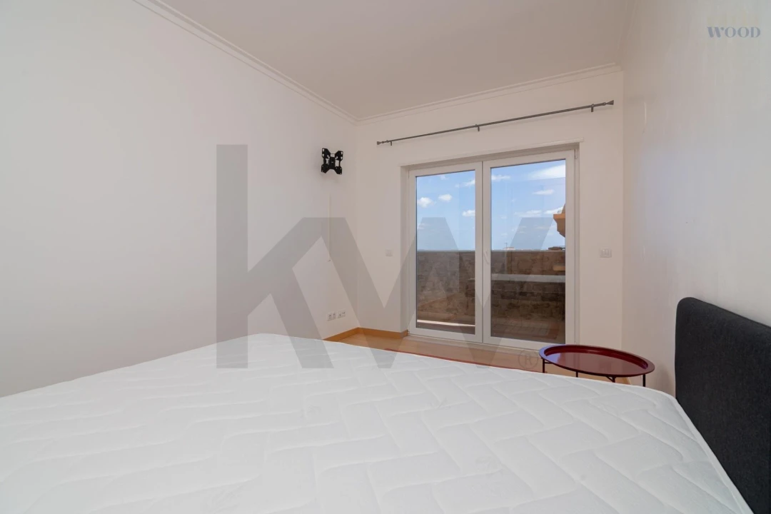 Apartamento T3 para Arrendamento em Portimão Foto 13