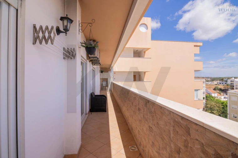 Apartamento T3 para Arrendamento em Portimão Foto 26