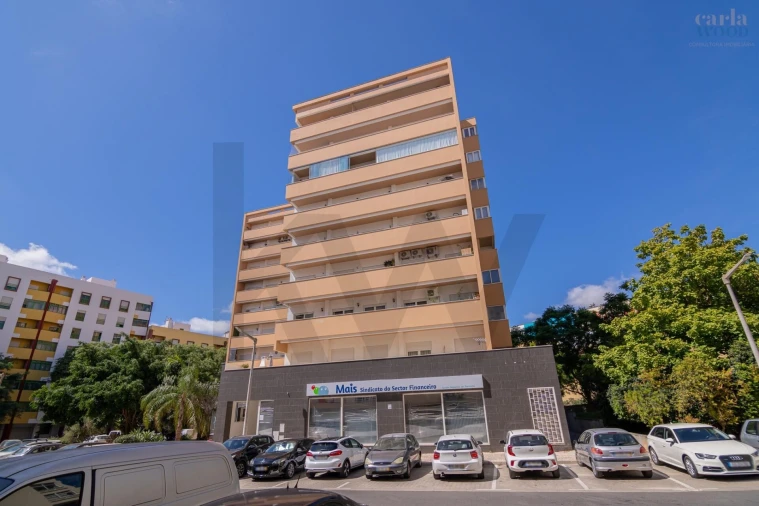 Apartamento T3 para Arrendamento em Portimão Foto 33