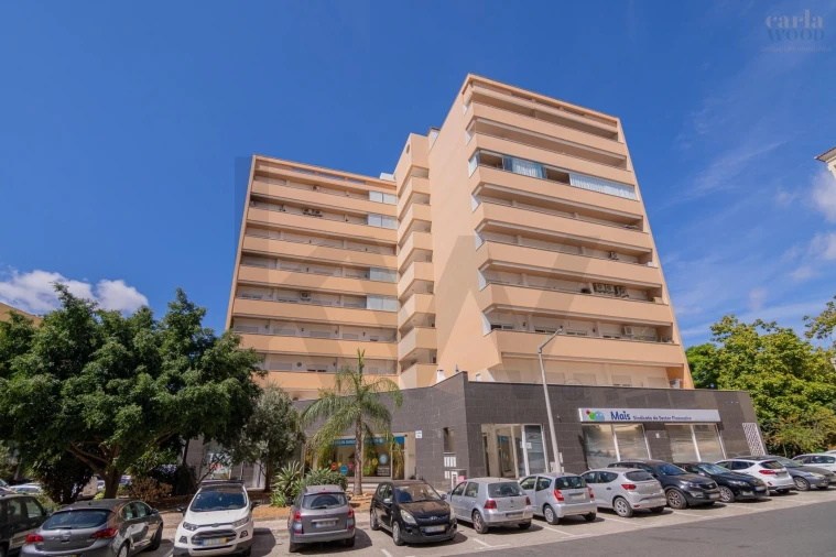 Apartamento T3 para Arrendamento em Portimão Foto 14