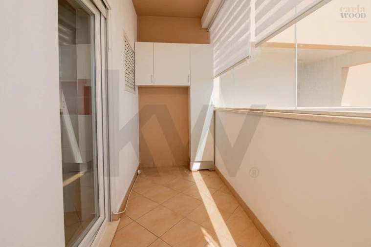 Apartamento T3 para Arrendamento em Portimão Foto 3