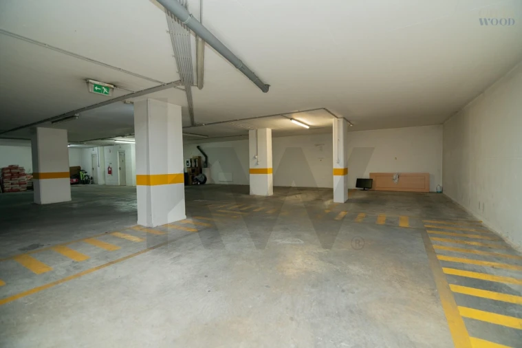 Apartamento T3 para Arrendamento em Portimão Foto 34