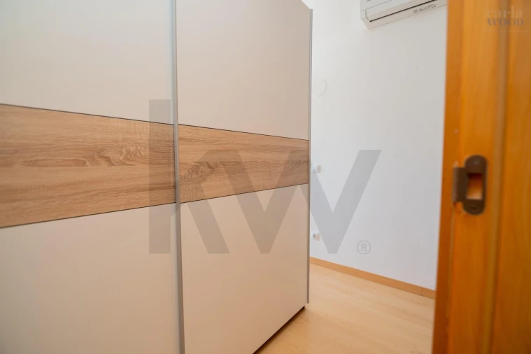 Apartamento T3 para Arrendamento em Portimão Foto 21