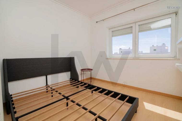 Apartamento T3 para Arrendamento em Portimão Foto 9