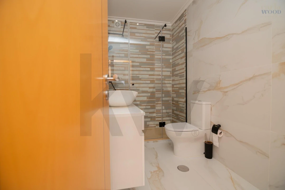 Apartamento T3 para Arrendamento em Portimão Foto 10