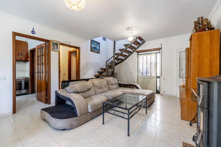 Moradia T3 para Venda em Batalha Foto 5