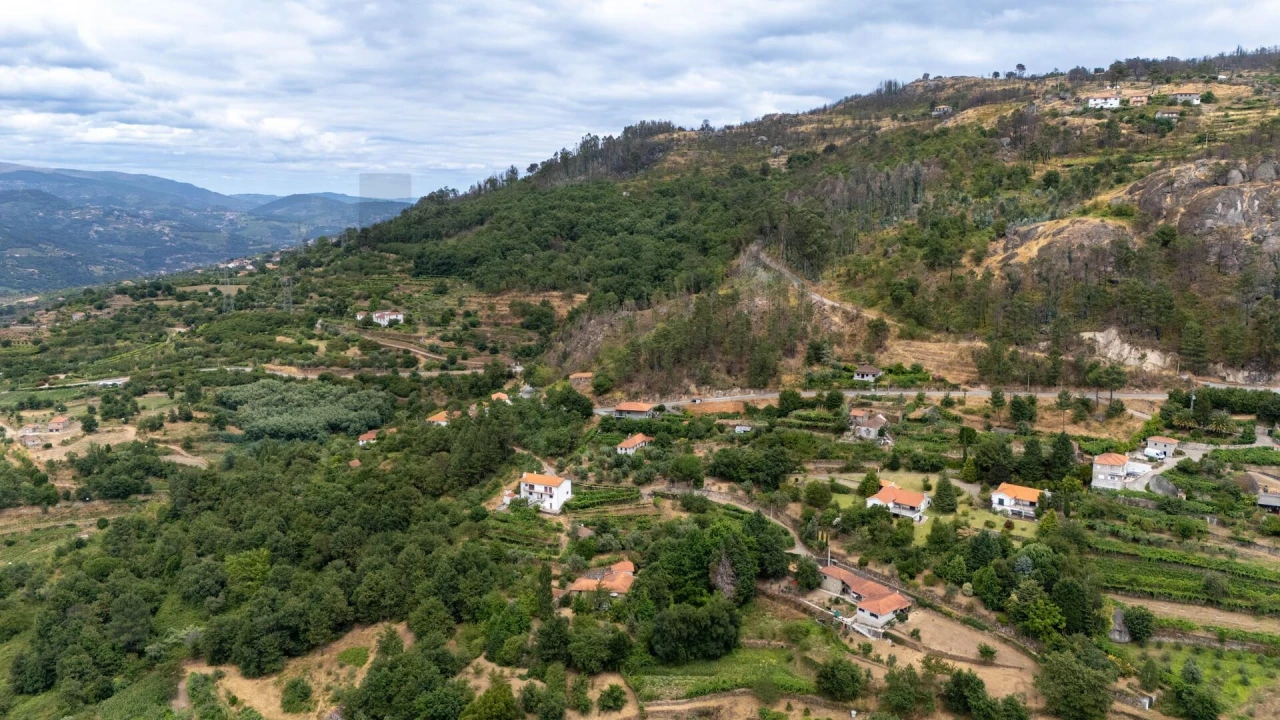 Quinta T3 para Venda em Freigil e Miomães Foto 35