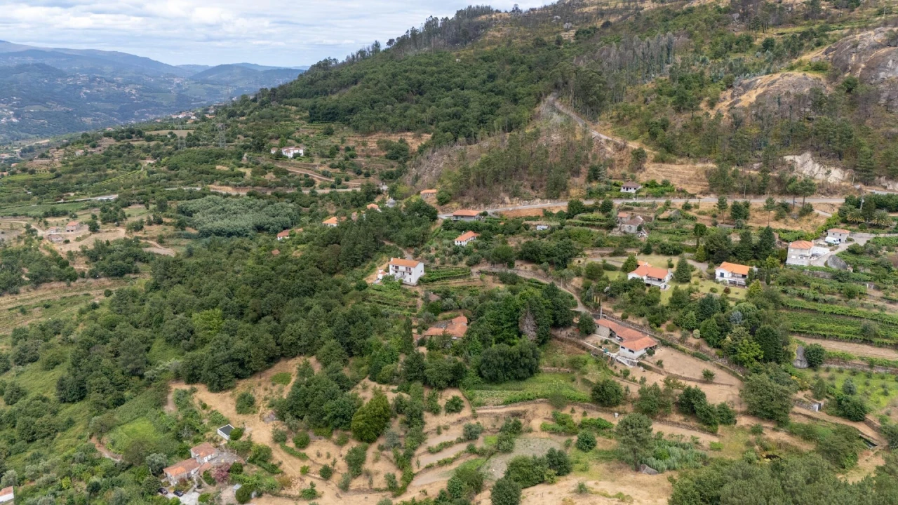 Quinta T3 para Venda em Freigil e Miomães Foto 56
