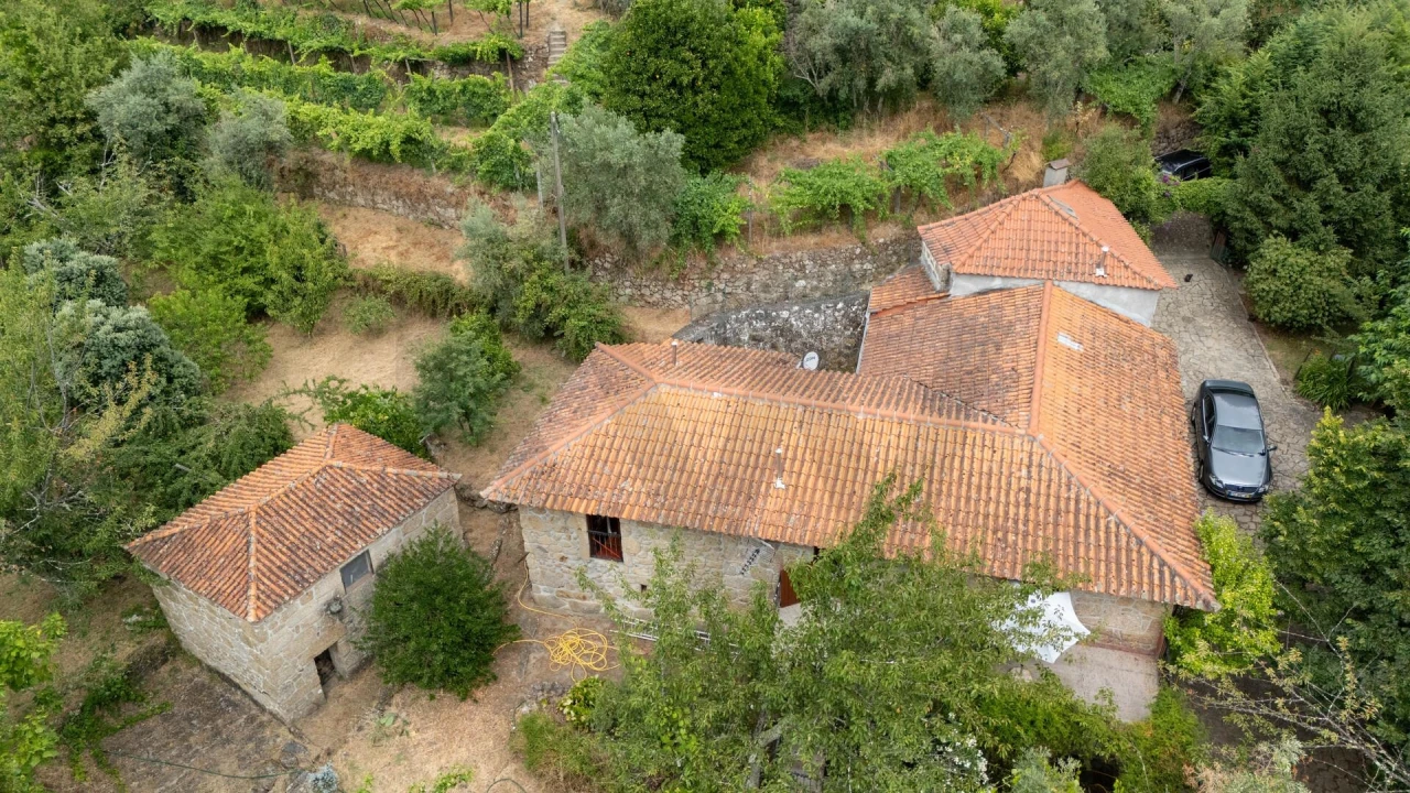 Quinta T3 para Venda em Freigil e Miomães Foto 33