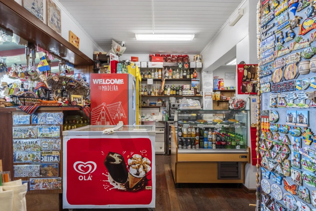 Loja para Arrendamento em Serra de Agua Foto 14