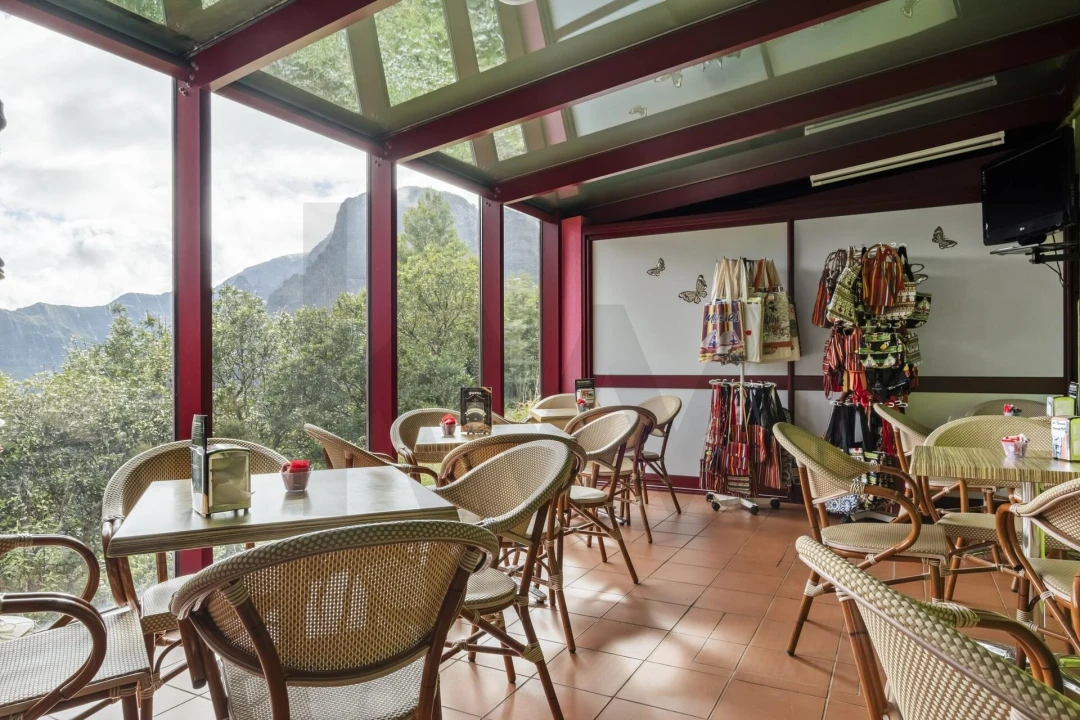 Loja para Arrendamento em Serra de Agua Foto 11