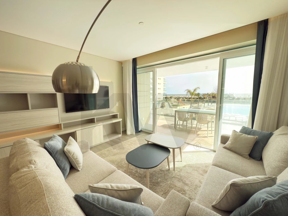 Apartamento T2 para Venda em Quarteira Foto 4