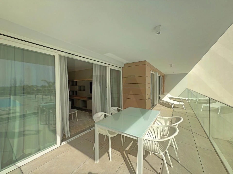 Apartamento T2 para Venda em Quarteira Foto 2