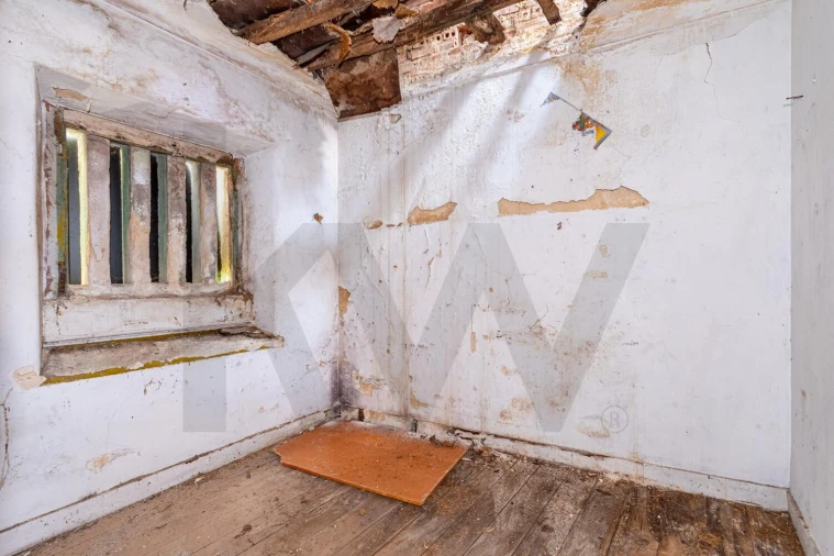 Moradia T5 para Venda em Ramada e Caneças Foto 13