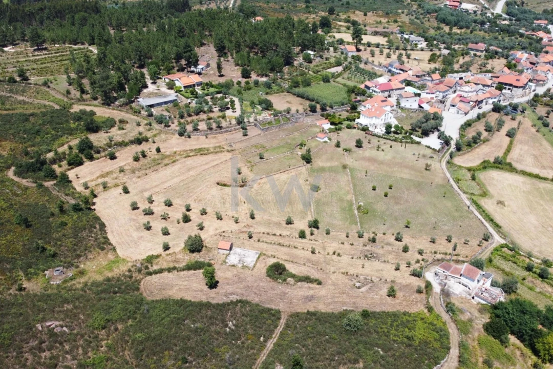 Quinta T5 para Venda em Paranhos Foto 50
