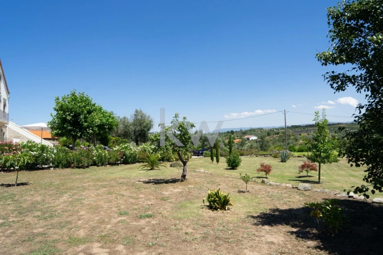 Quinta T5 para Venda em Paranhos Foto 46