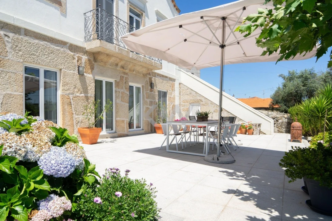 Quinta T5 para Venda em Paranhos Foto 5