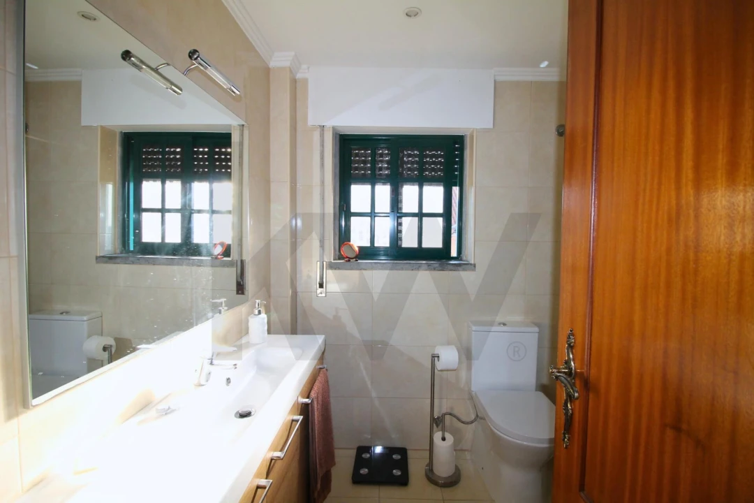 Quarto para Arrendamento em Corroios Foto 13