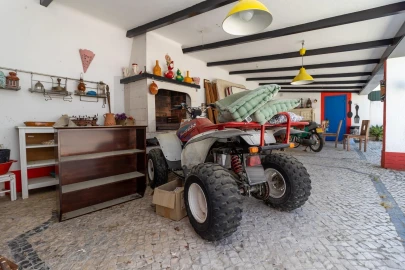 Moradia T5 para Venda em Corroios